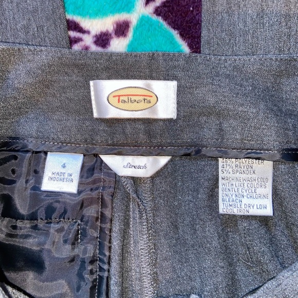 Talbots Size 4 Straight Leg Stretch Trousers - Picture 2 of 3